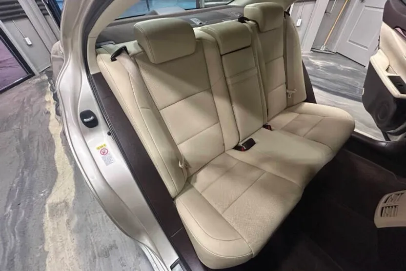 2016 Lexus ES 350 photo 1