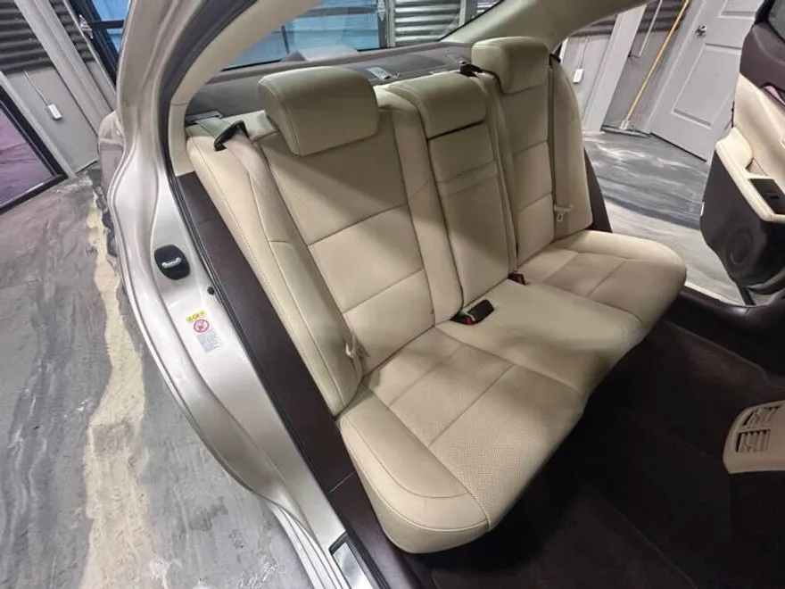 2016 Lexus ES 350 photo 1