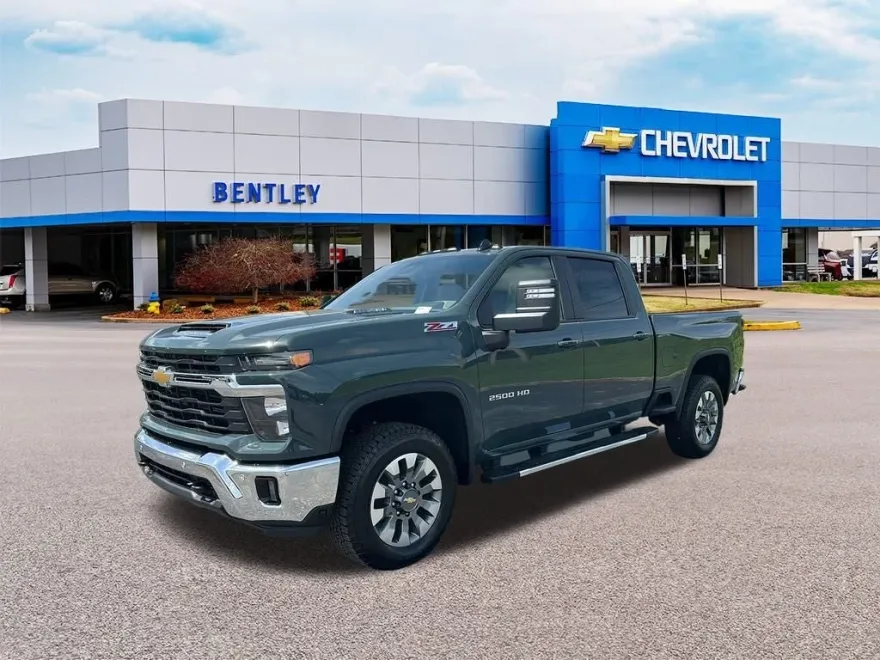2025 Chevrolet Silverado 2500HD LT photo 1