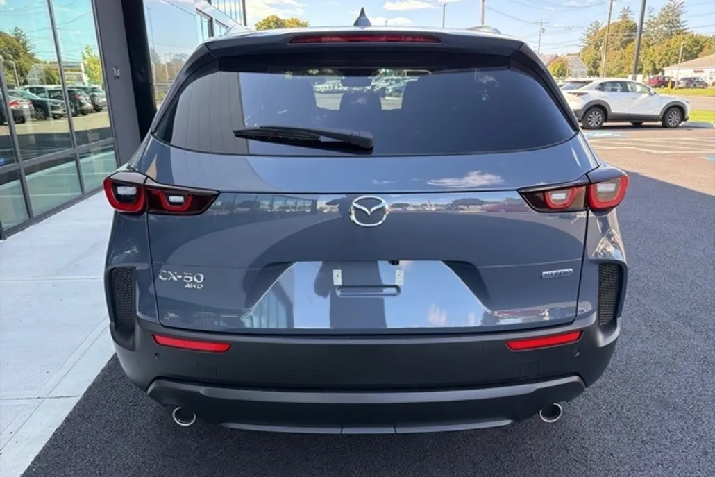 2026 Mazda CX-50 Preferred photo 1