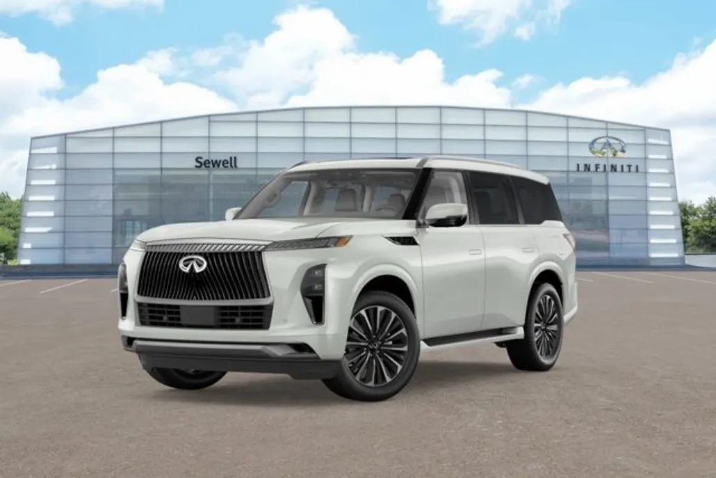 2026 Infiniti QX80 Luxe photo 1
