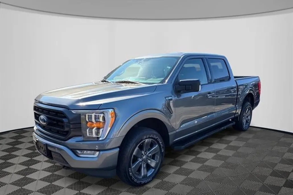 2022 Ford F-150 XLT photo 1