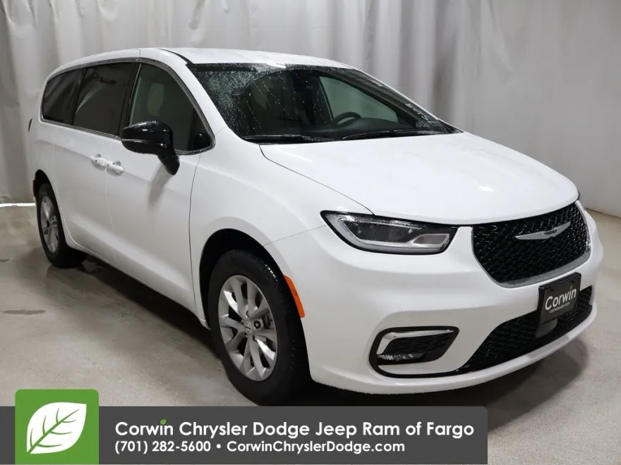 2025 Chrysler Pacifica photo 1