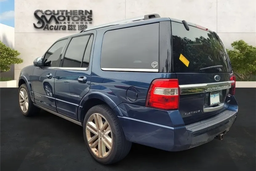 2015 Ford Expedition Platinum photo 1