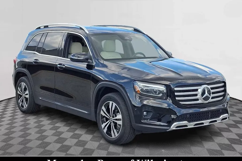 2025 Mercedes Benz GLB 250 4MATIC photo 1