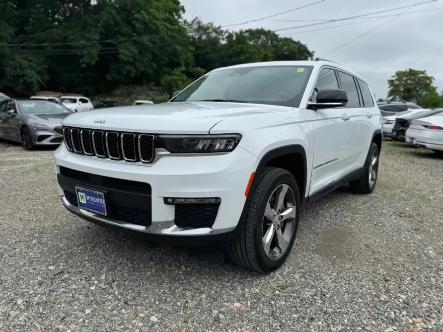 2022 Jeep Grand Cherokee Limited photo 1