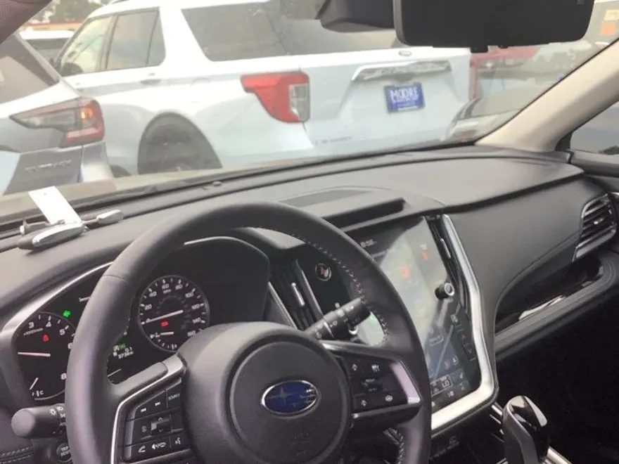 2025 Subaru Outback Touring XT photo 1