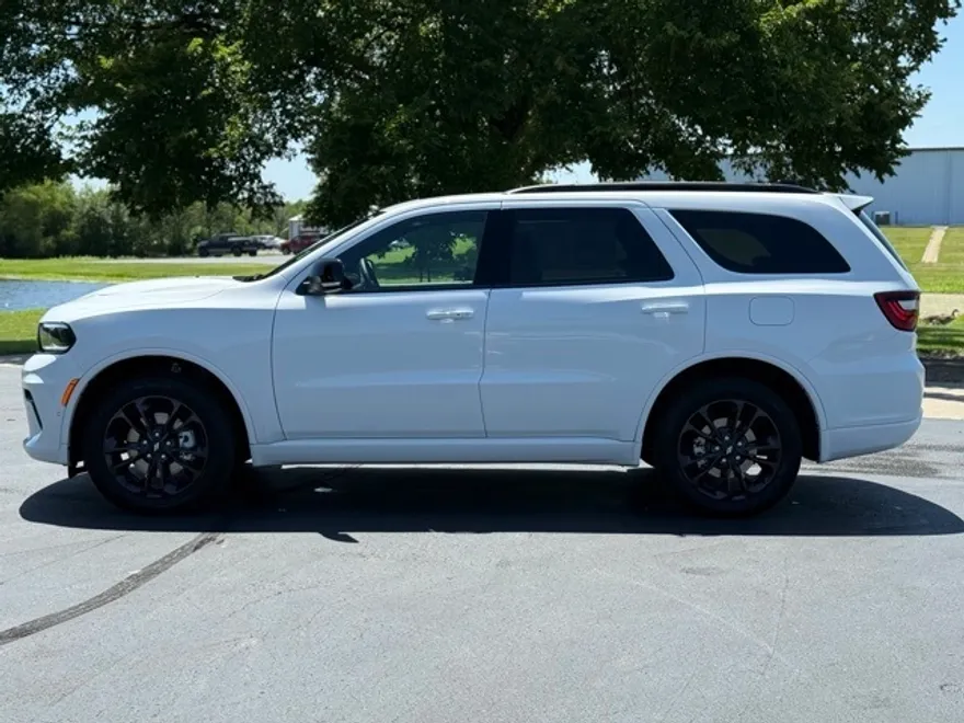 2025 Dodge Durango GT Plus photo 1