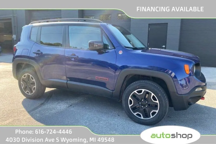2017 Jeep Renegade Trailhawk photo 1