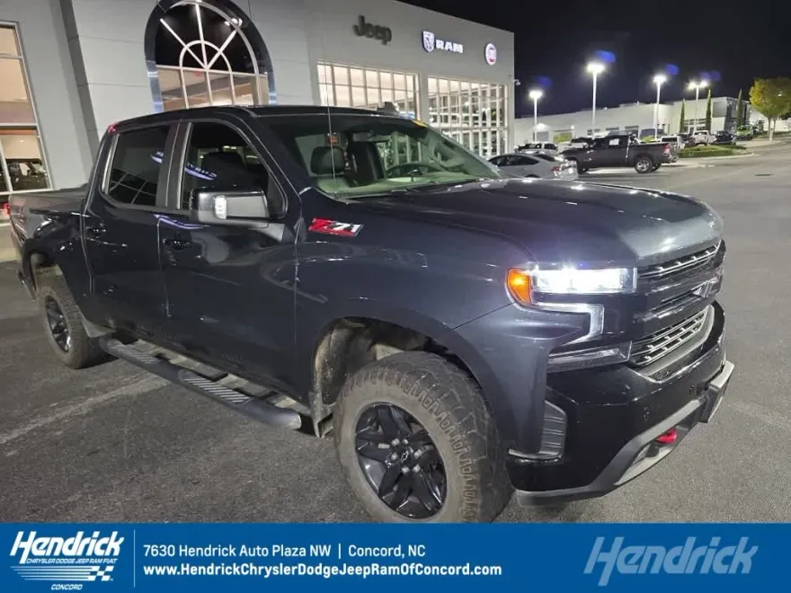 2021 Chevrolet Silverado Trail Boss LT photo 1