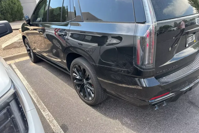 2025 Cadillac Escalade V-Series photo 1