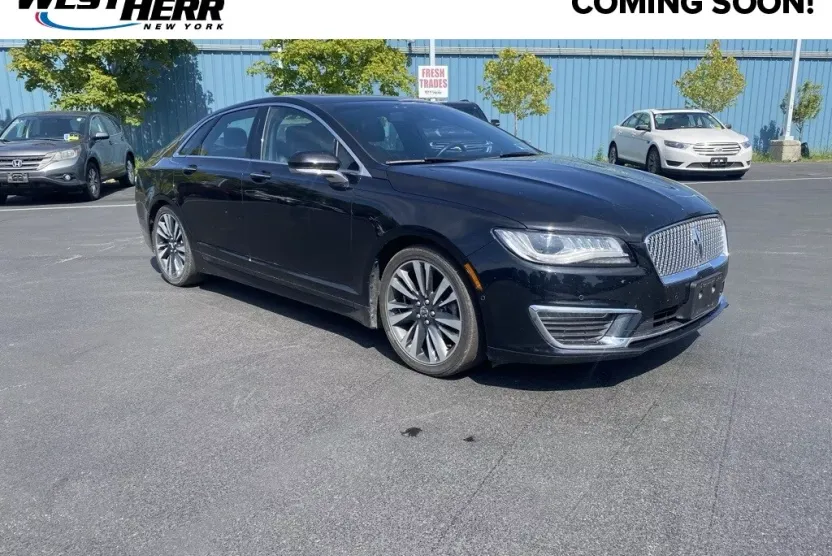 2019 Lincoln MKZ Reserve photo 1