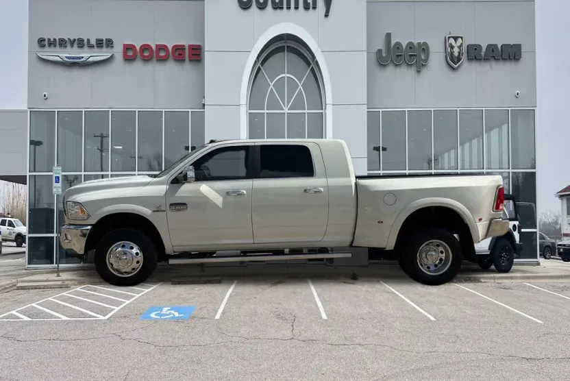 2018 Ram 3500 Laramie Longhorn photo 1