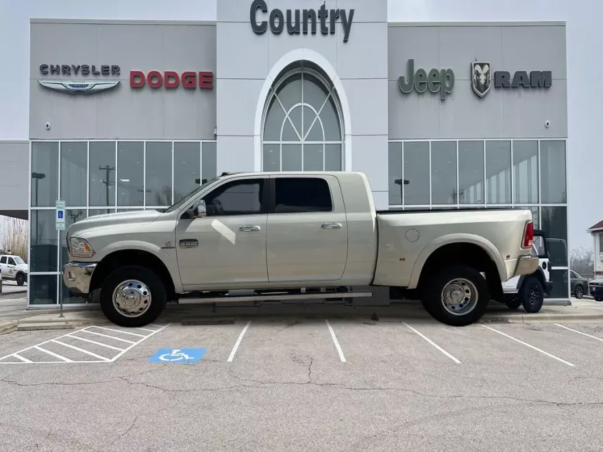 2018 Ram 3500 Laramie Longhorn photo 1