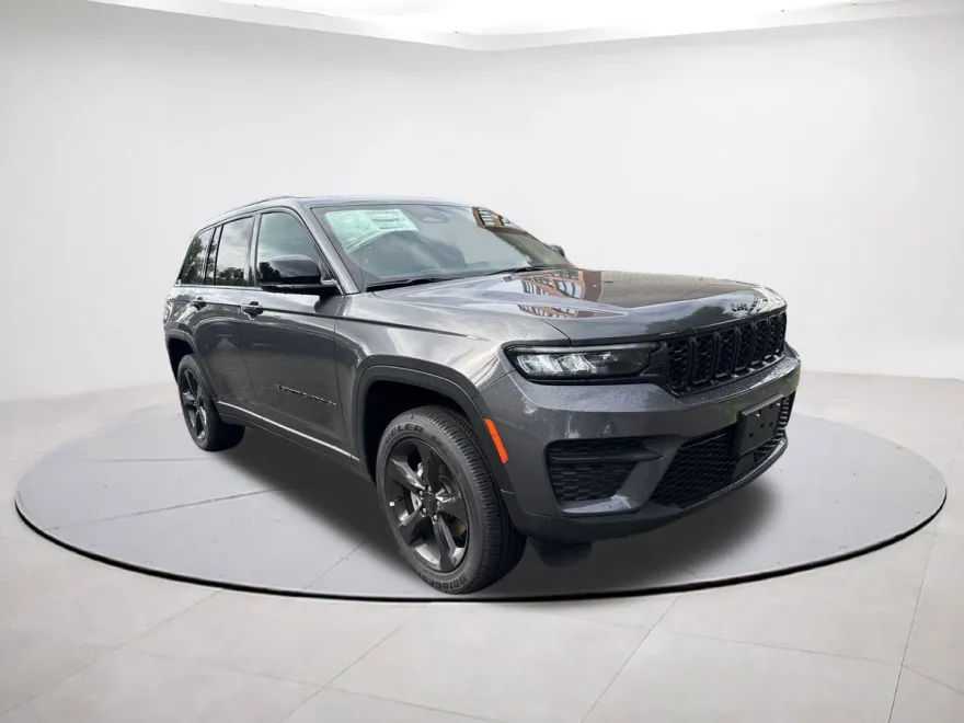2025 Jeep Grand Cherokee Altitude X photo 1