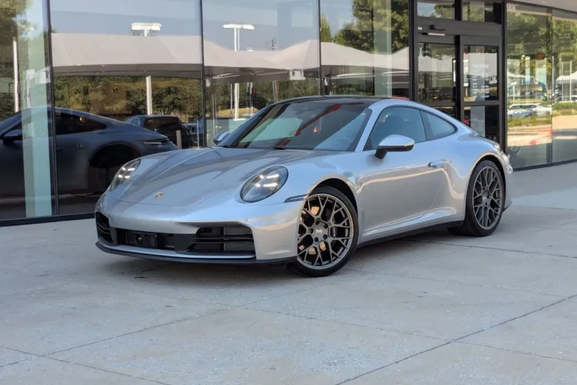 2025 Porsche 911 Coupe photo 1