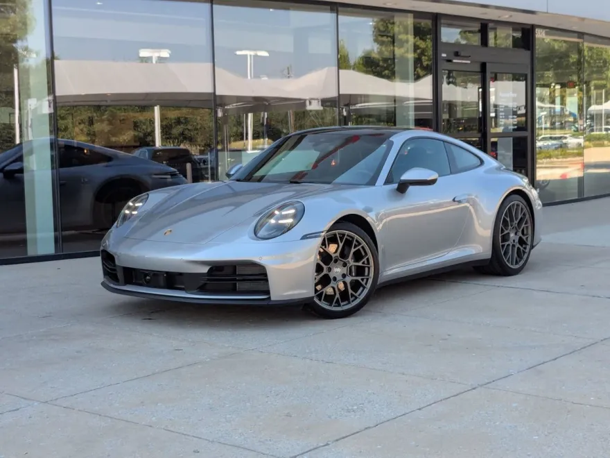 2025 Porsche 911 Coupe photo 1