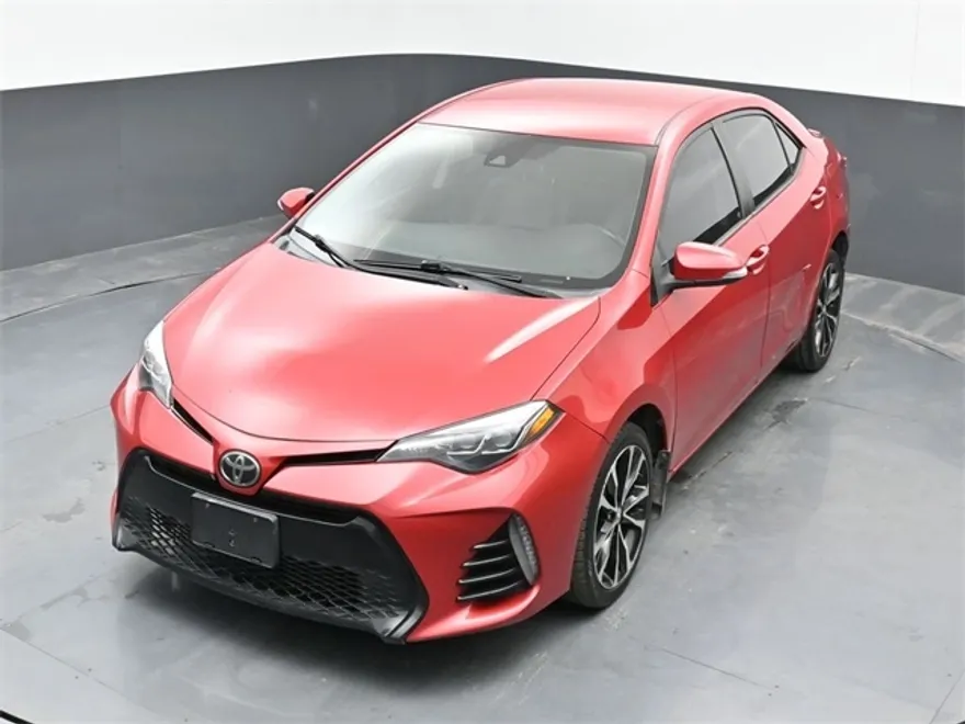 2017 Toyota Corolla L photo 1