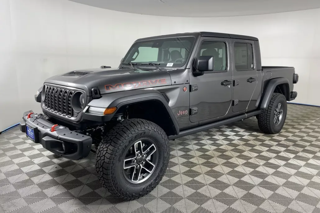 2025 Jeep Gladiator Mojave photo 1