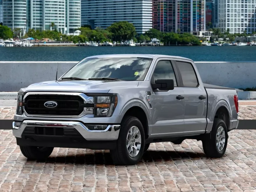 2023 Ford F-150 XLT photo 1
