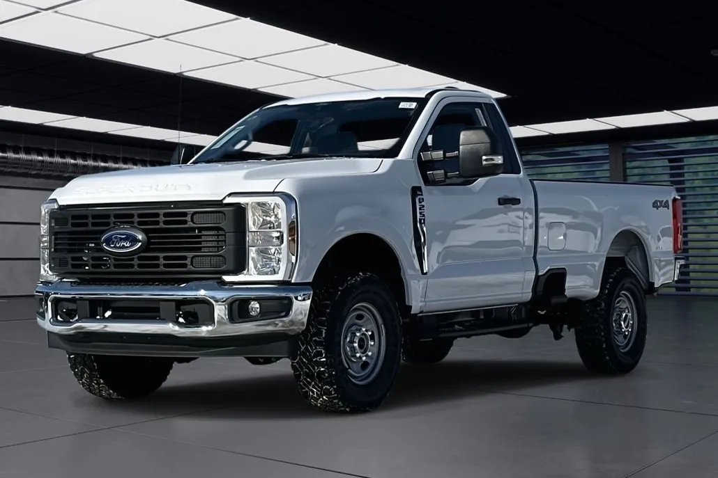 2025 Ford F-250 XLT photo 1