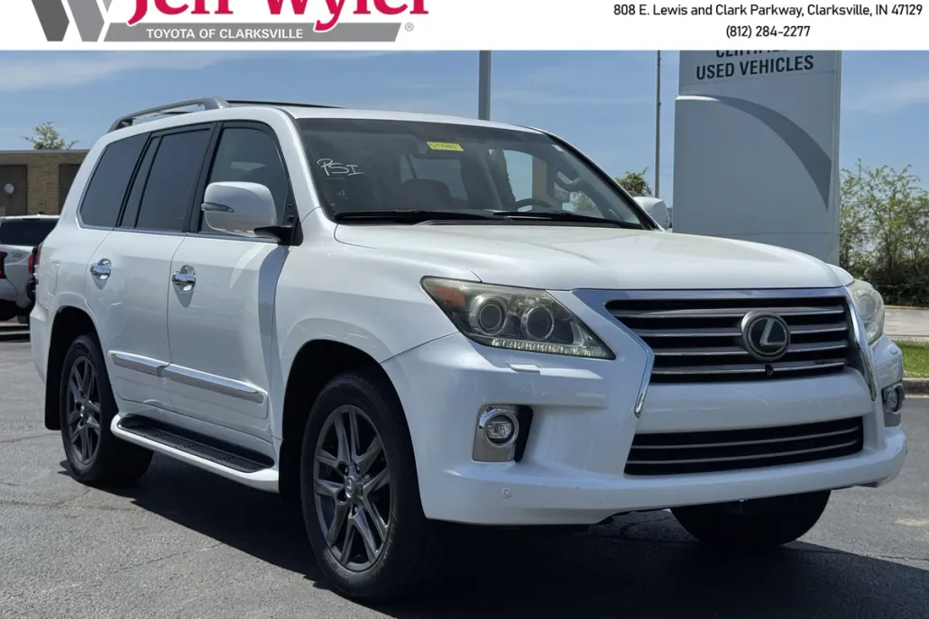 2014 Lexus LX 570 photo 1