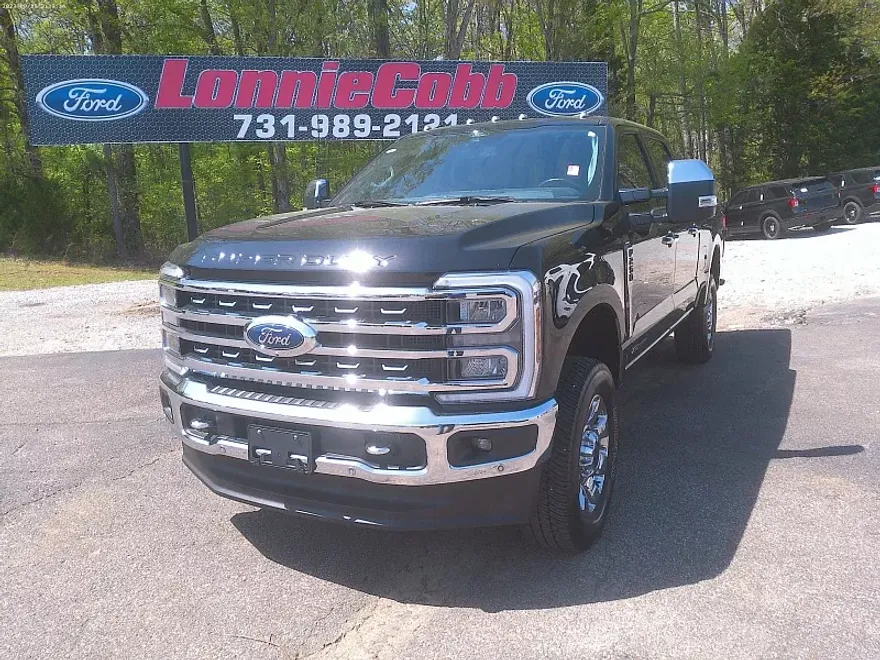 2024 Ford F-250 Lariat photo 1