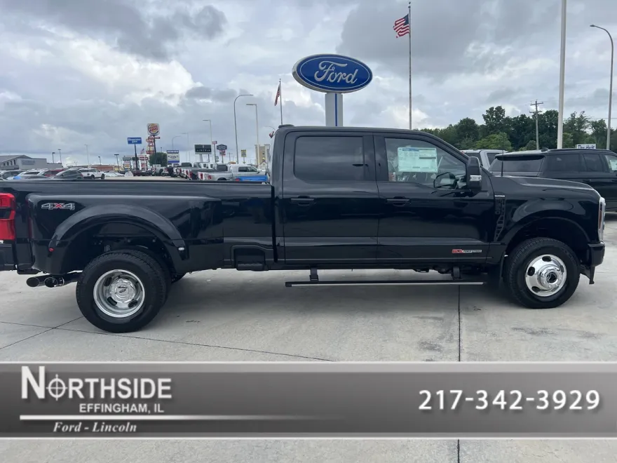 2025 Ford F-350 photo 1