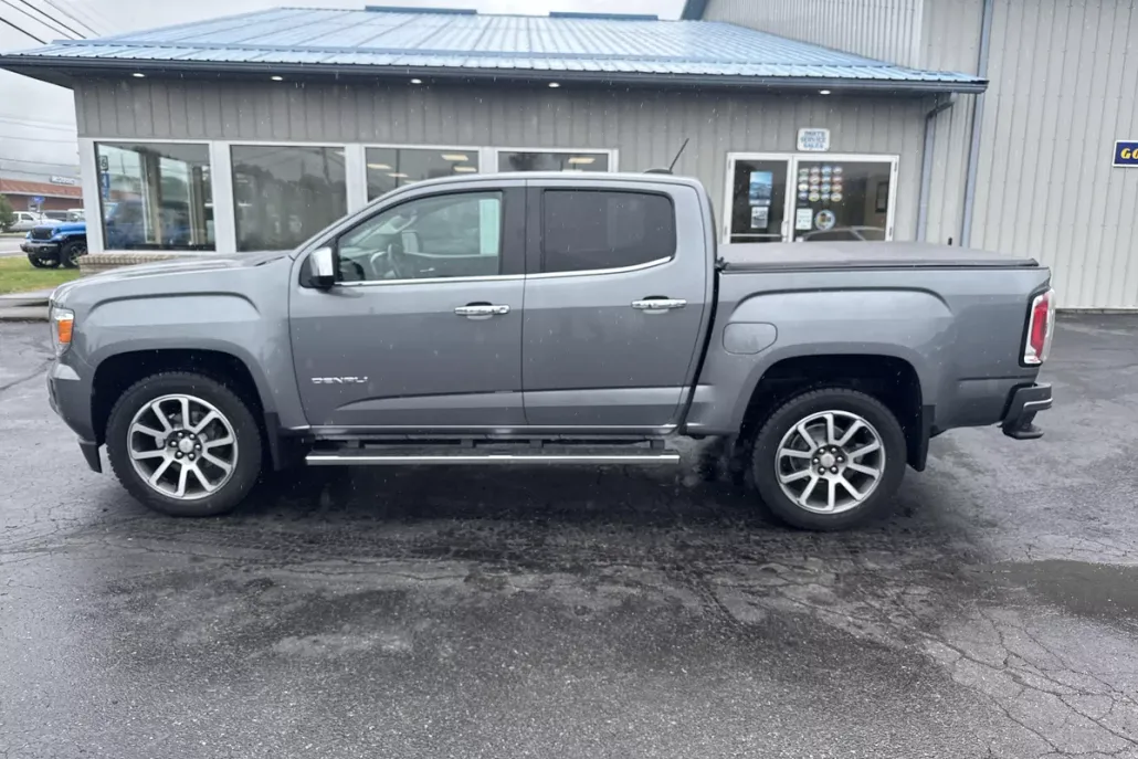 2020 Gmc Canyon Denali photo 1