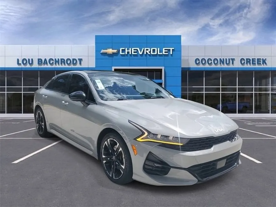2022 Kia K5 GT-Line photo 1