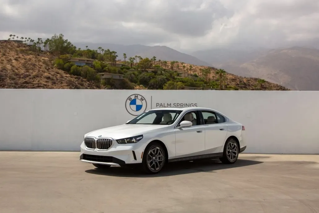 2026 Bmw 530i photo 1