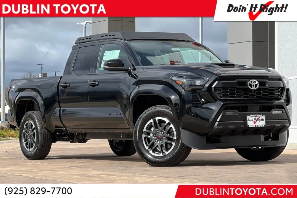 2025 Toyota Tacoma TRD Sport 4x4 Double Cab photo 1