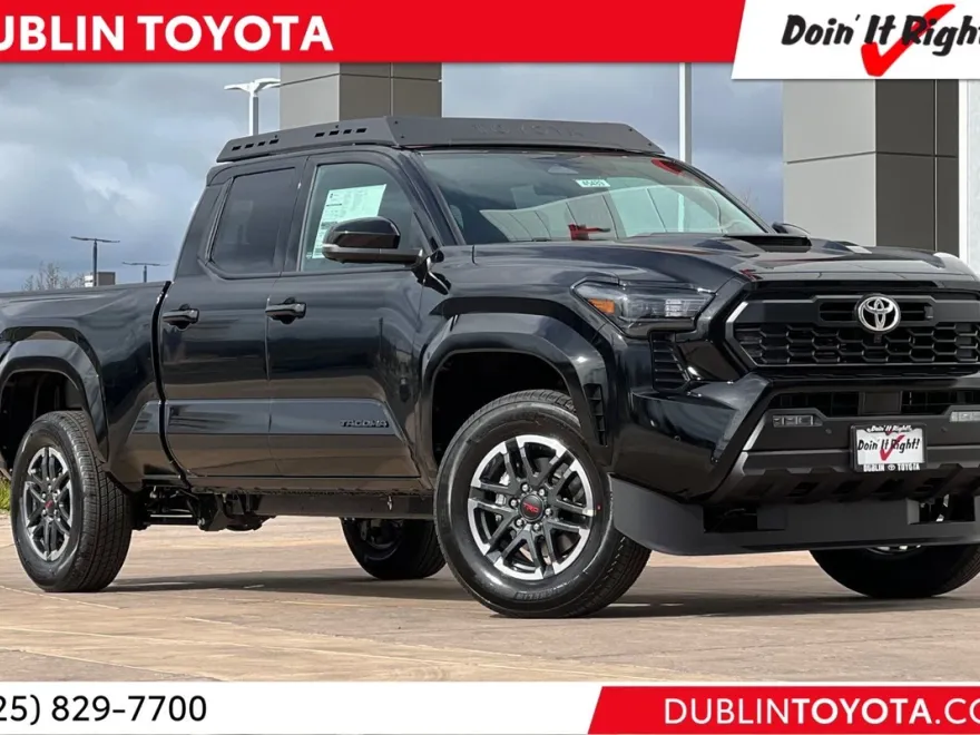2025 Toyota Tacoma TRD Sport 4x4 Double Cab photo 1