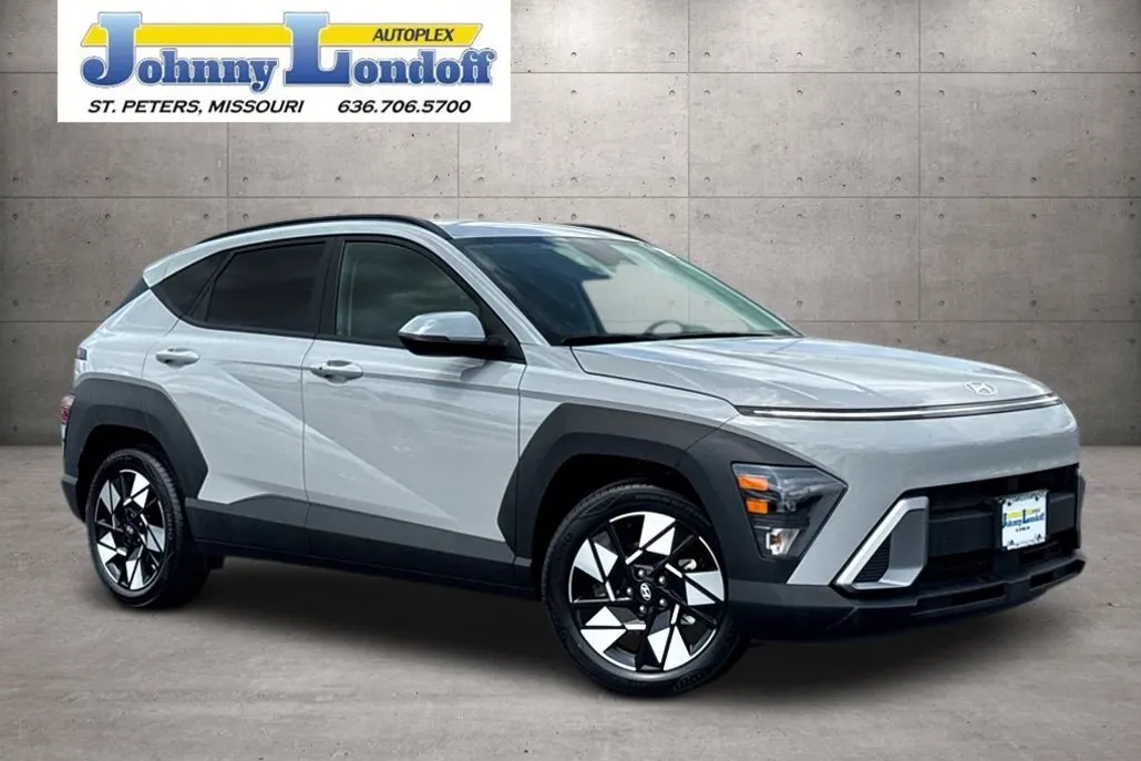 2025 Hyundai Kona SEL photo 1