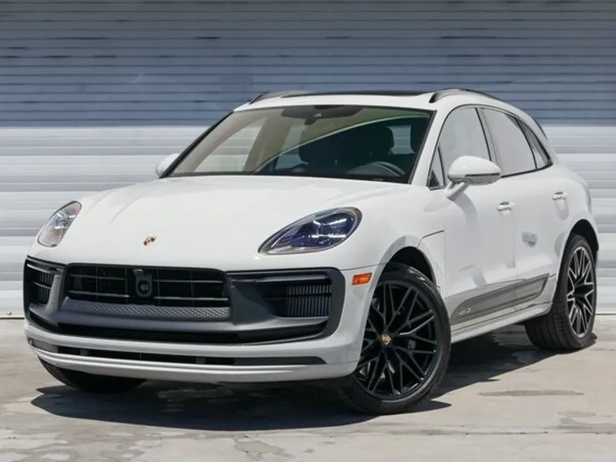 2025 Porsche Macan GTS photo 1