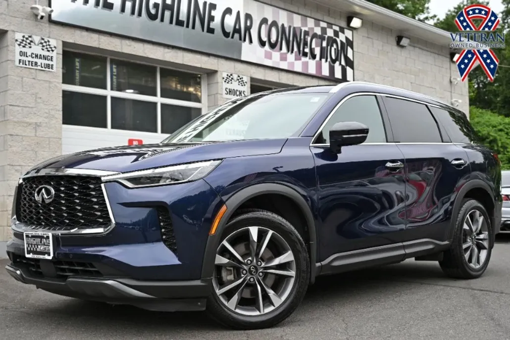2022 Infiniti QX60 Luxe photo 1