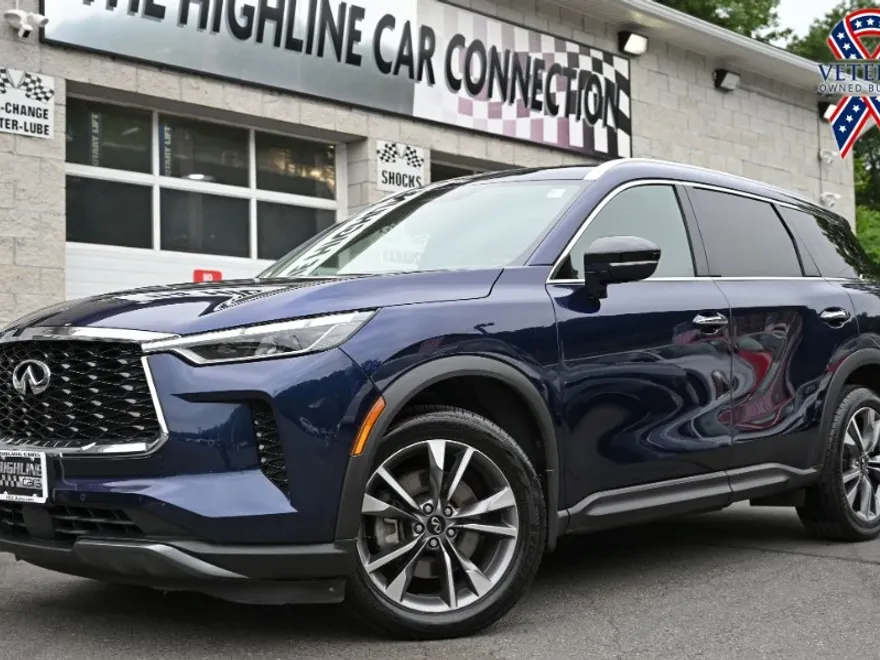 2022 Infiniti QX60 Luxe photo 1