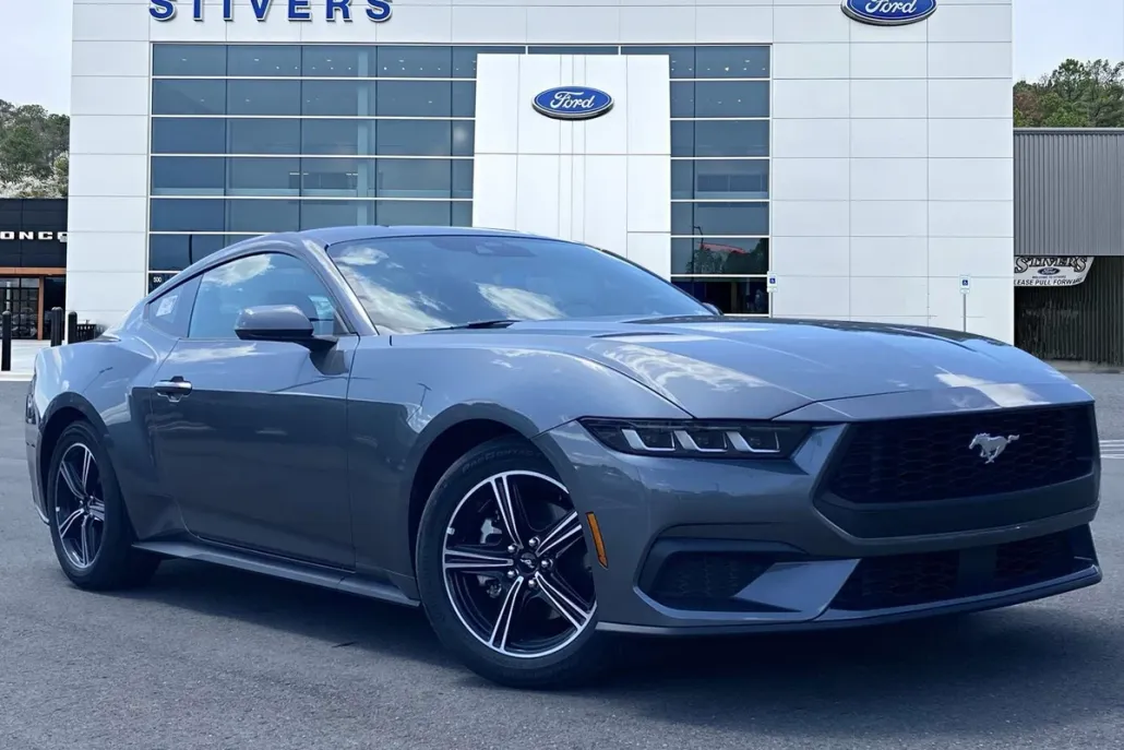 2025 Ford Mustang EcoBoost Premium photo 1