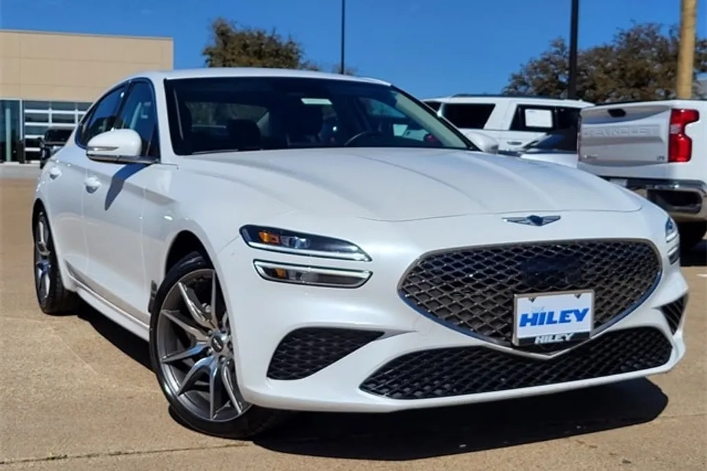 2023 Genesis G70 2.0T photo 1