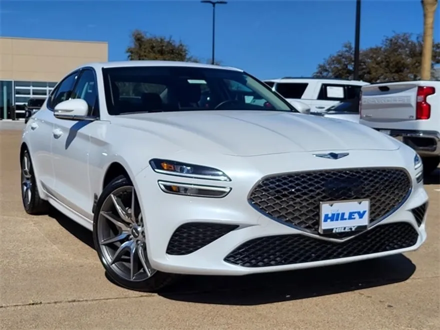 2023 Genesis G70 2.0T photo 1