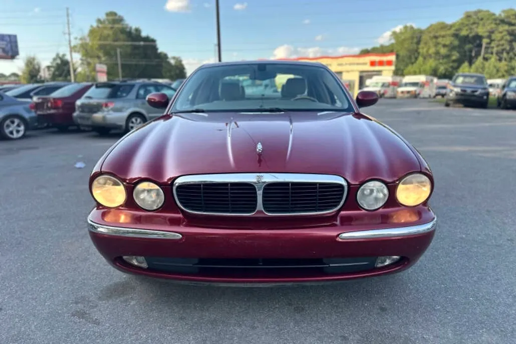 2004 Jaguar XJ XJ8 photo 1