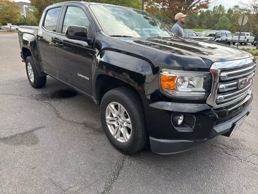 2020 Gmc Canyon SLE photo 1