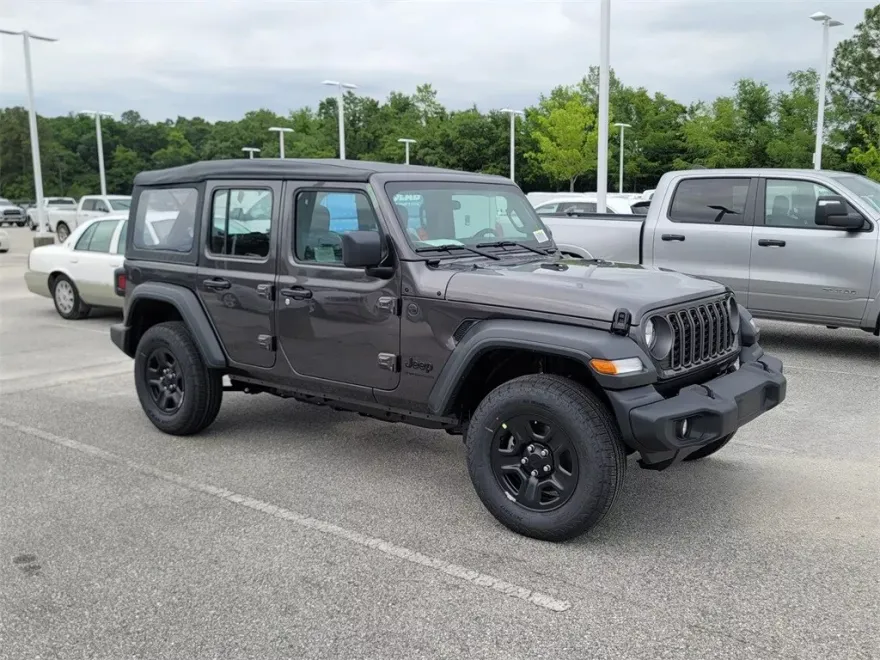 2025 Jeep Wrangler Sport photo 1