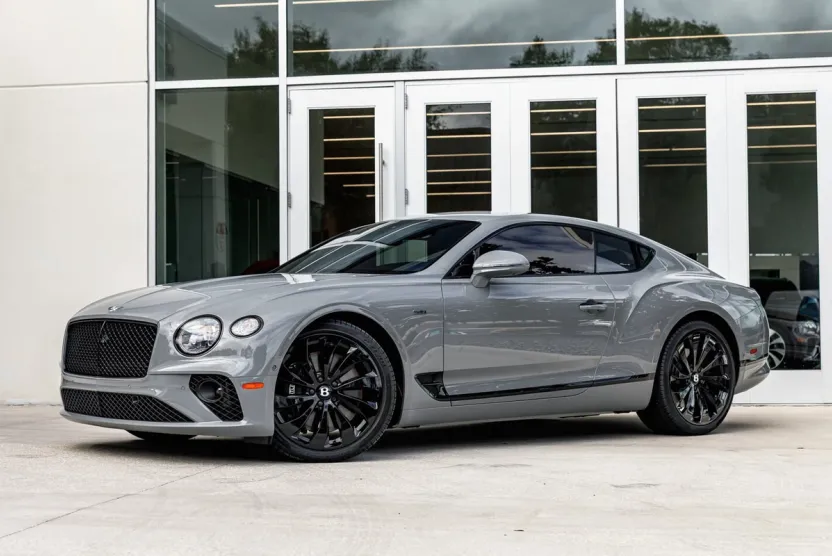 2024 Bentley Continental GT V8 photo 1