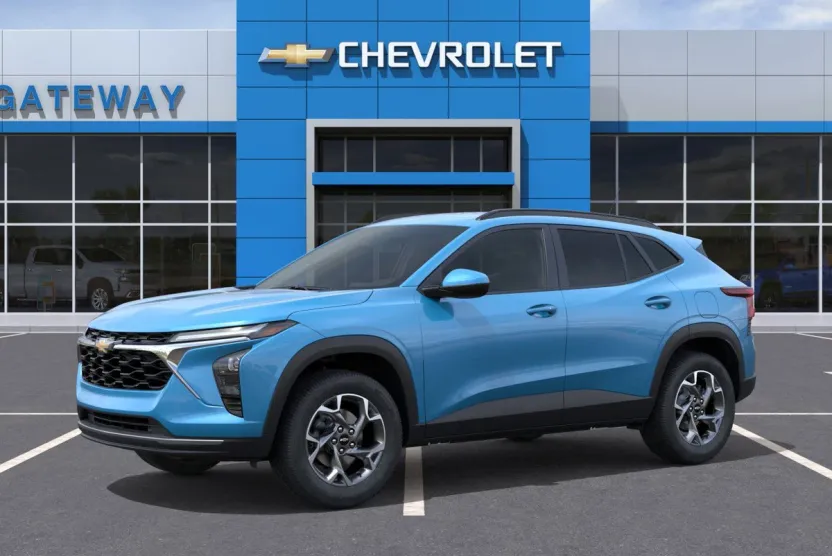 2025 Chevrolet Trax LT photo 1