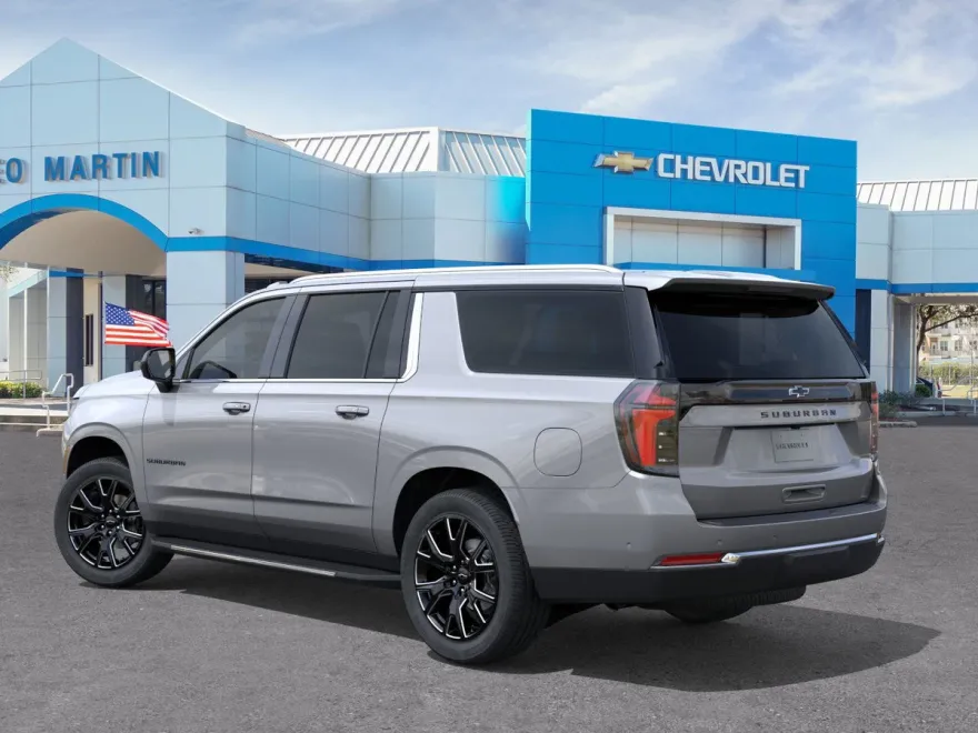 2025 Chevrolet Suburban LS photo 1