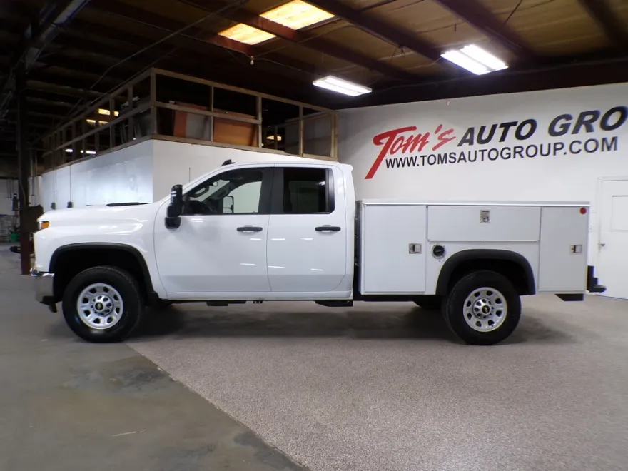 2022 Chevrolet Silverado 3500HD Work Truck photo 1