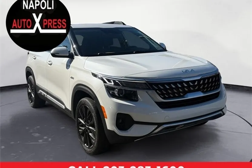 2022 Kia Seltos Nightfall Edition photo 1