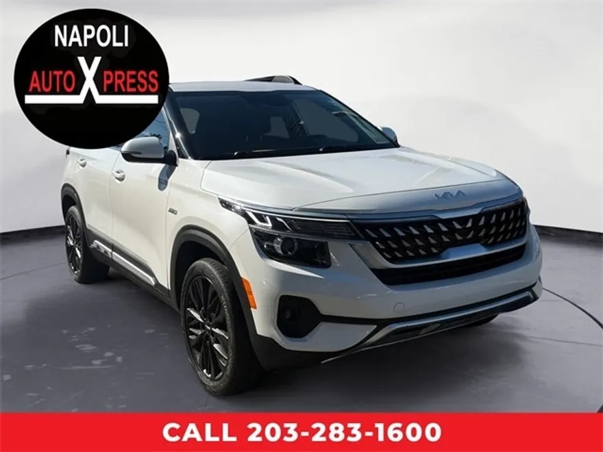 2022 Kia Seltos Nightfall Edition photo 1