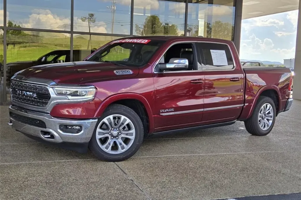 2023 Ram 1500 Limited photo 1